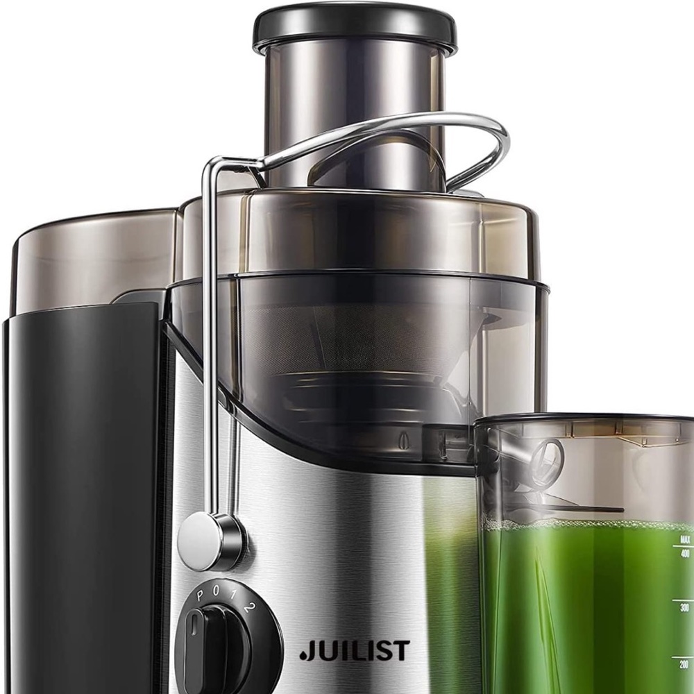 ****SOLD**** Brand New - Juicer AMR526